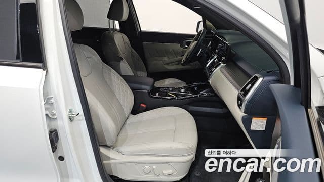 Kia Sorento 2023 — Şəkil 13/38