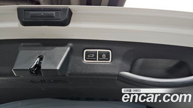 Kia Sorento 2023 — Şəkil 20/38