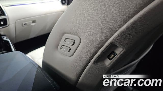 Kia Sorento 2023 — Şəkil 34/38