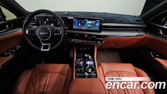 Kia K5 2025 — Photo 22/37