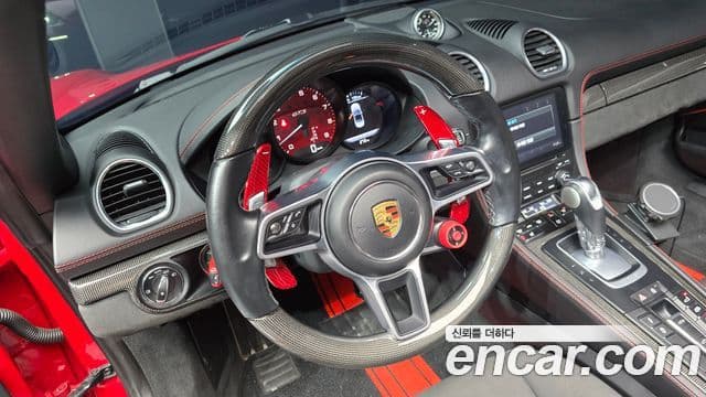 Porsche 718 Boxster 2021 — Фото 11/20