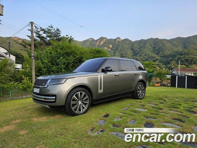 Land Rover Range Rover 2023 — Photo 9/19