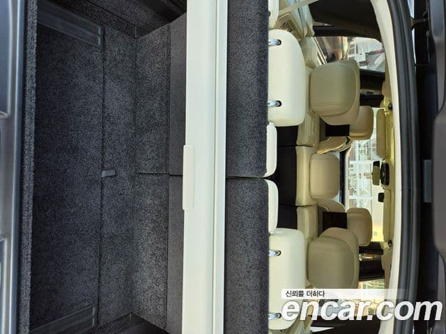Land Rover Range Rover 2023 — Photo 2/19