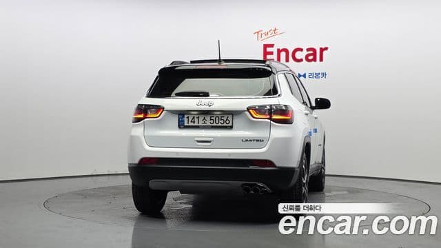 Jeep Compass 2022 — Фото 4/20