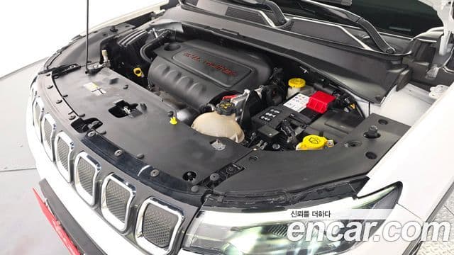 Jeep Compass 2022 — Фото 6/20