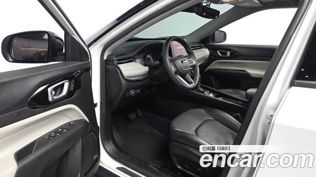 Jeep Compass 2022 — Фото 10/20