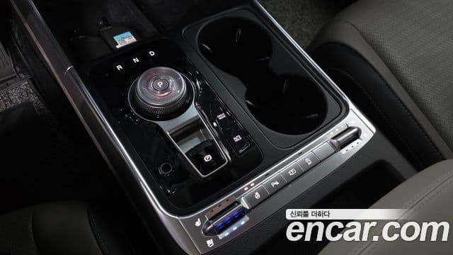 Kia Carnival 2024 — Фото 9/20