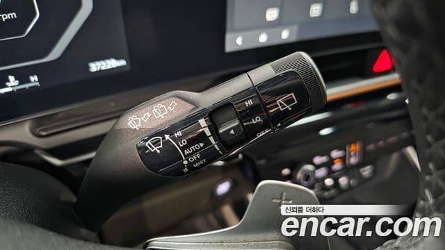 Kia Carnival 2024 — Фото 18/20