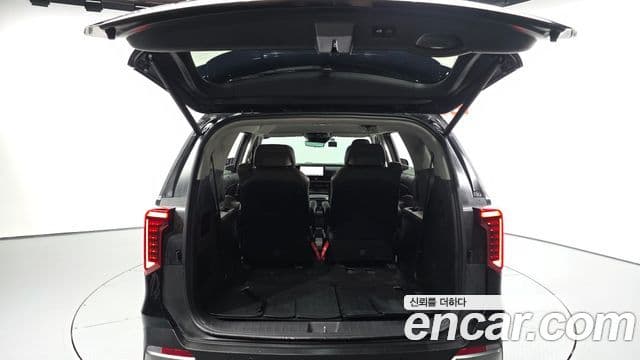 Kia Carnival 2024 — Фото 20/20