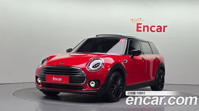 Mini Cooper Clubman 2023 — Фото 1/20