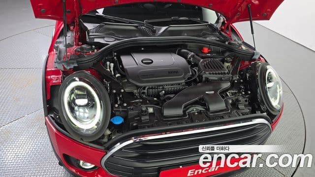 Mini Cooper Clubman 2023 — Фото 6/20