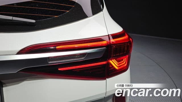 Kia Seltos 2022 — Şəkil 13/31