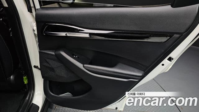 Kia Seltos 2022 — Şəkil 3/31
