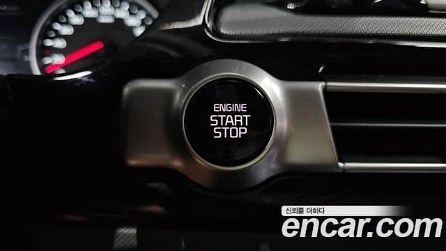 Kia Seltos 2022 — Şəkil 20/31