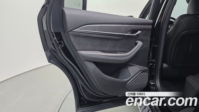 Renault Samsung Grand Koleos 2025 — ფოტო 4/31