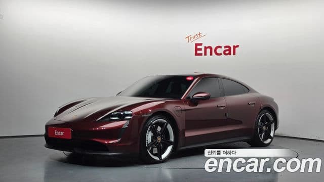 Porsche Taycan 2020 — Photo 32/36