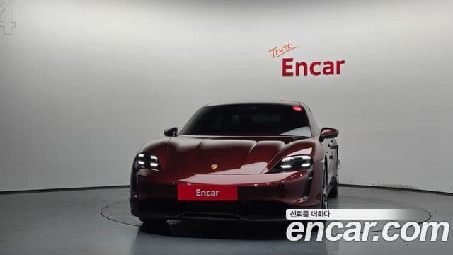 Porsche Taycan 2020 — Photo 30/36