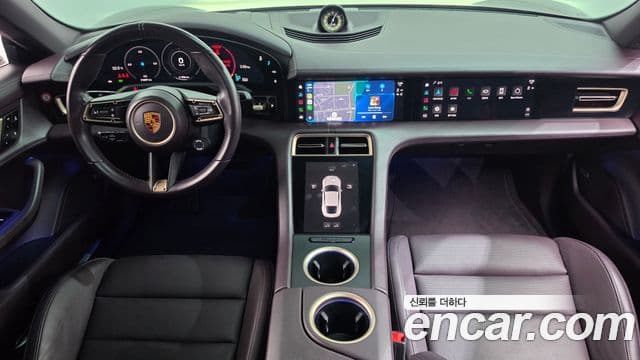 Porsche Taycan 2020 — Photo 21/36