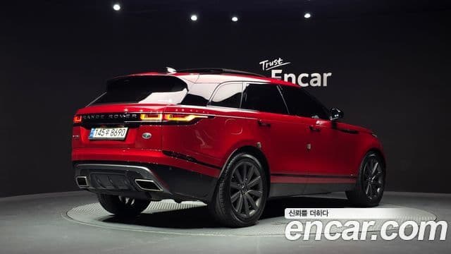 Land Rover Range Rover Velar 2018 — Фото 2/20