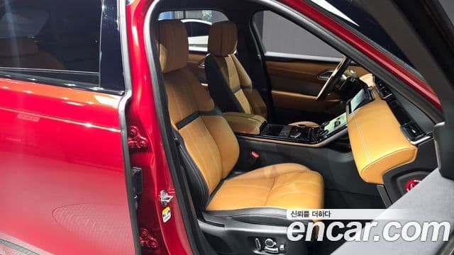 Land Rover Range Rover Velar 2018 — Şəkil 33/35