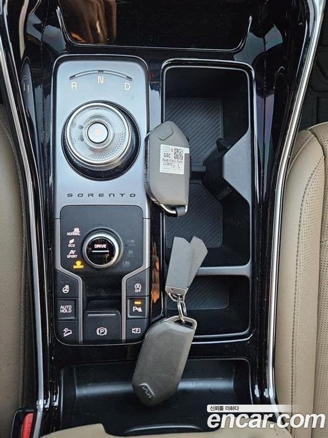 Kia Sorento 2023 — Фото 9/20