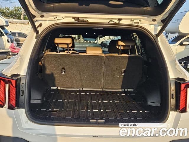 Kia Sorento 2023 — Фото 16/20