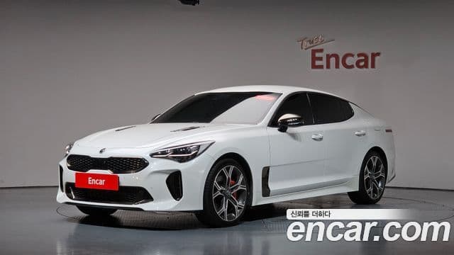 Kia Stinger 2020 — Фото 10/20