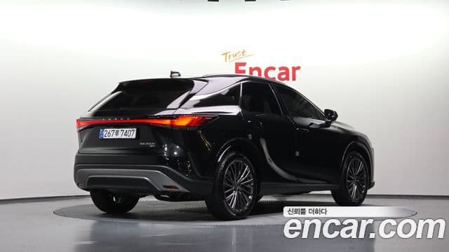 Lexus RX350h 2025 — Фото 1/20