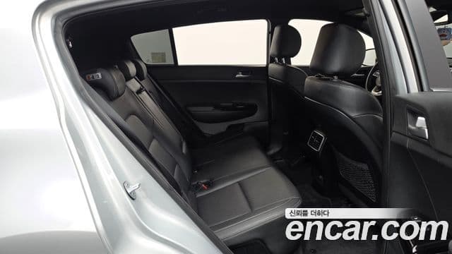Kia Sportage The Bold 2018 — Фото 11/20