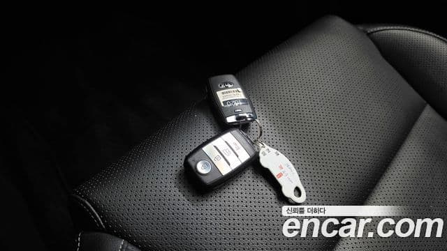 Kia Sportage The Bold 2018 — Фото 15/20