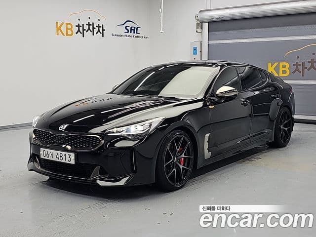 Kia Stinger 2019 — Фото 18/18
