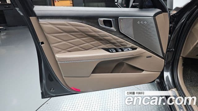 Kia K8 2021 — Şəkil 25/37