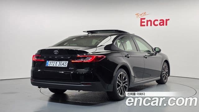 Toyota Camry 2026 — Photo 13/20