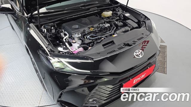 Toyota Camry 2026 — Photo 2/20
