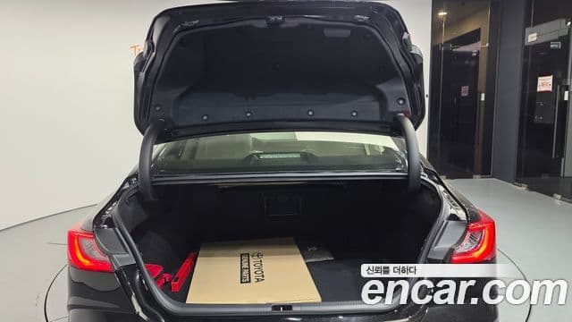 Toyota Camry 2026 — Photo 5/20