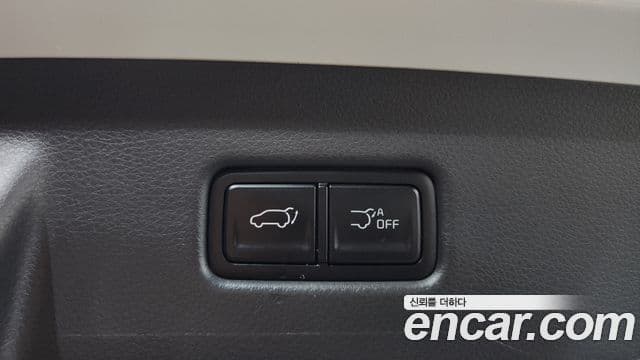 Kia Carnival 2025 — Фото 18/20
