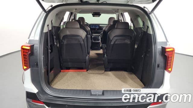 Kia Carnival 2025 — Фото 19/20