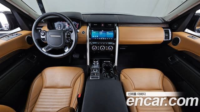 Land Rover Discovery 5 2020 — Фото 7/20