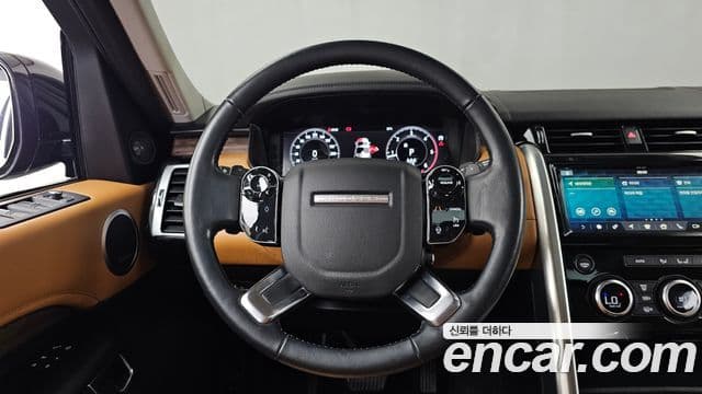 Land Rover Discovery 5 2020 — Фото 13/20
