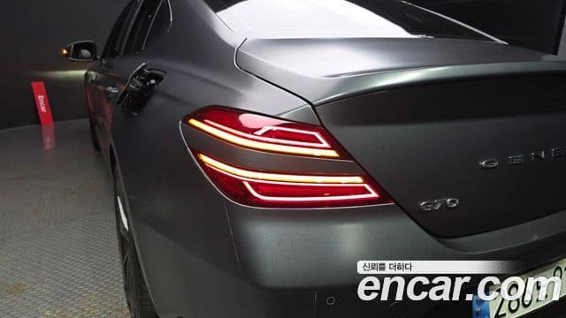 Genesis G70 2021 — Şəkil 23/37