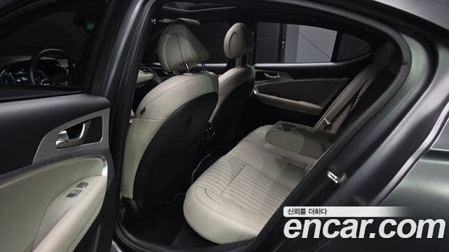 Genesis G70 2021 — Şəkil 21/37