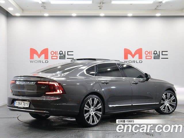 Volvo S90 2024 — Фото 1/20