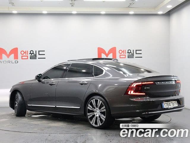 Volvo S90 2024 — Фото 3/20