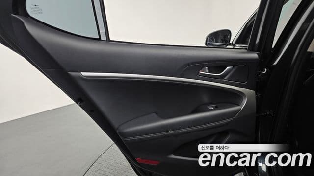 Genesis G70 2021 — Photo 23/30