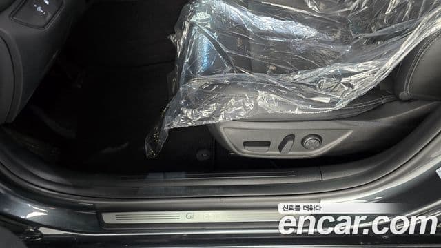 Genesis G70 2021 — Photo 17/30