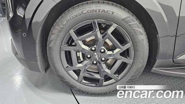 Kia Carnival 2024 — Фото 5/20