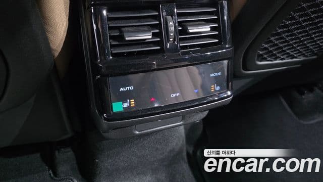 Renault Samsung Grand Koleos 2025 — Şəkil 29/30
