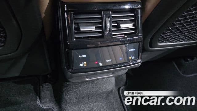 Renault Samsung Grand Koleos 2025 — Фото 18/20