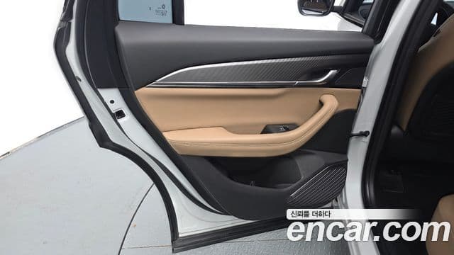 Renault Samsung Grand Koleos 2025 — ფოტო 2/30