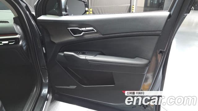 Kia Sportage 2025 — Şəkil 29/35